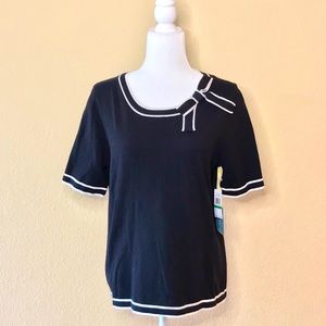 NWT CeCe Short Sleeved Sweater with Bow